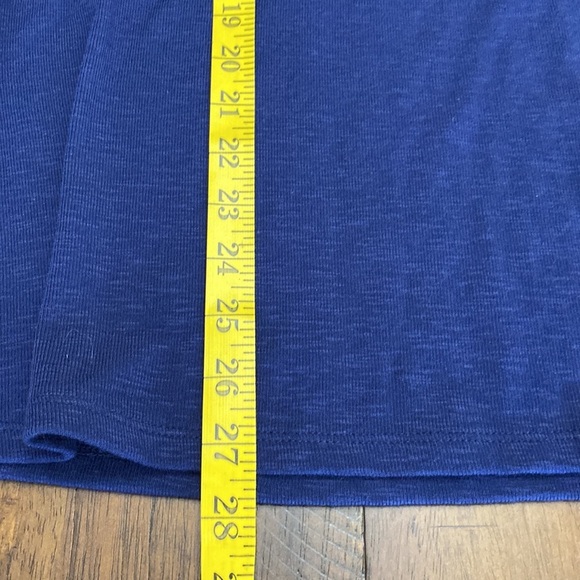 Cap-Sleeve Crew-Neck Henley Tee - Picture 7 of 7